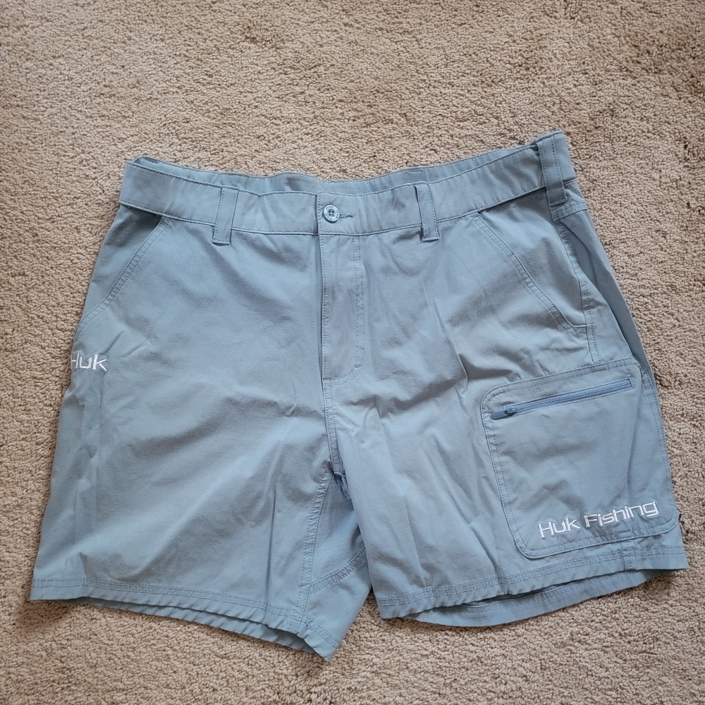 Huk Fishing Shorts size XL